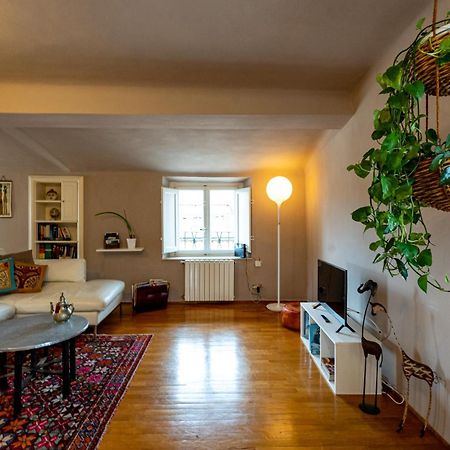 Cozy Apartment With A View On The City Walls Lucca Buitenkant foto